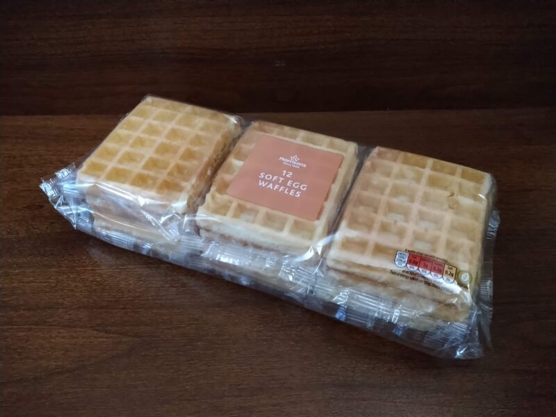イギリス ワッフル Morrisons SOFT EGG WAFFLES かもめらいおん 絵空事