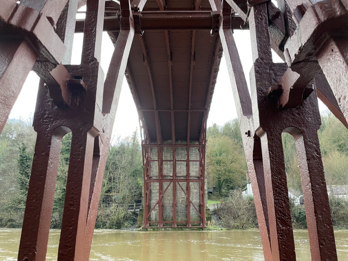 70点 イギリス【旅行/世界遺産】 アイアンブリッジ The Iron Bridge かもめらいおん 絵空事