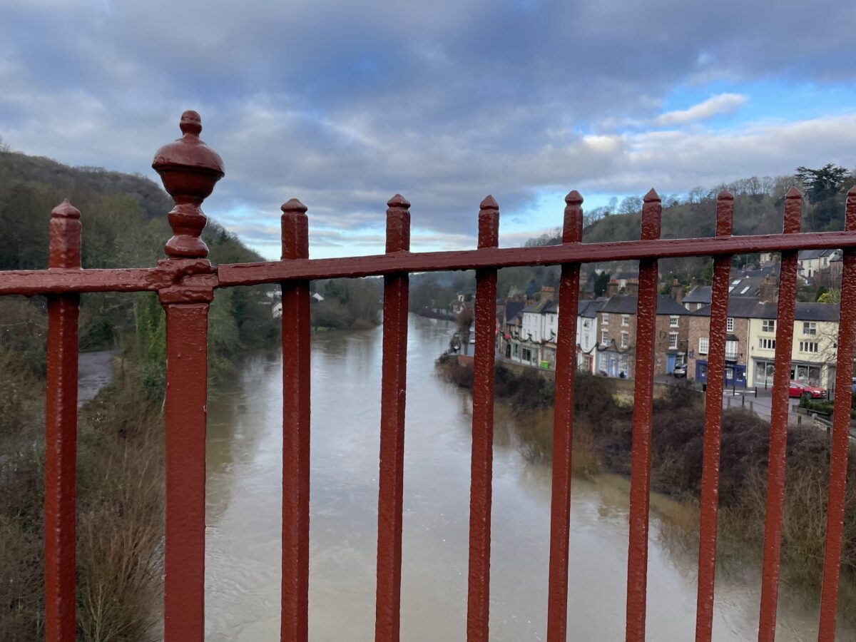 70点 イギリス【旅行/世界遺産】 アイアンブリッジ The Iron Bridge かもめらいおん 絵空事