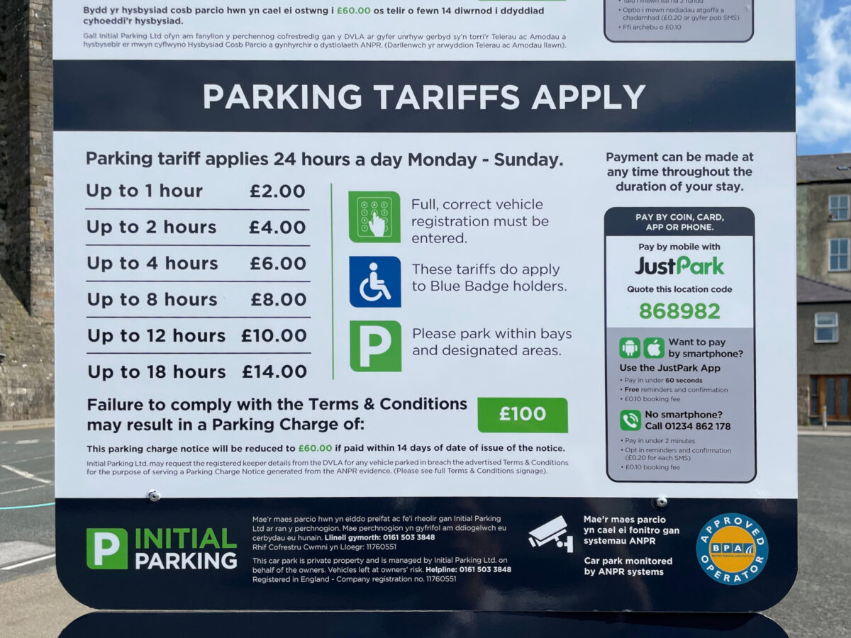 60点 イギリス【旅行/世界遺産】 カーナーヴォン城駐車場 Maes Parcio Cei Llechi Slate Quay Car